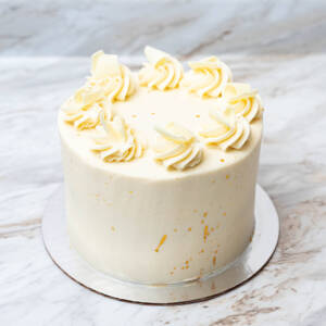 Carrot cake whole